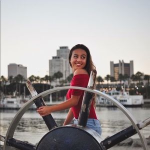 Meet your Posher, Ariana